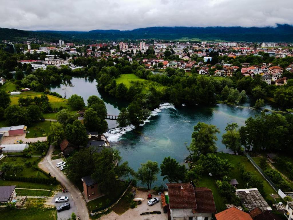 Holiday Home Waterfall View Bihać Zewnętrze zdjęcie