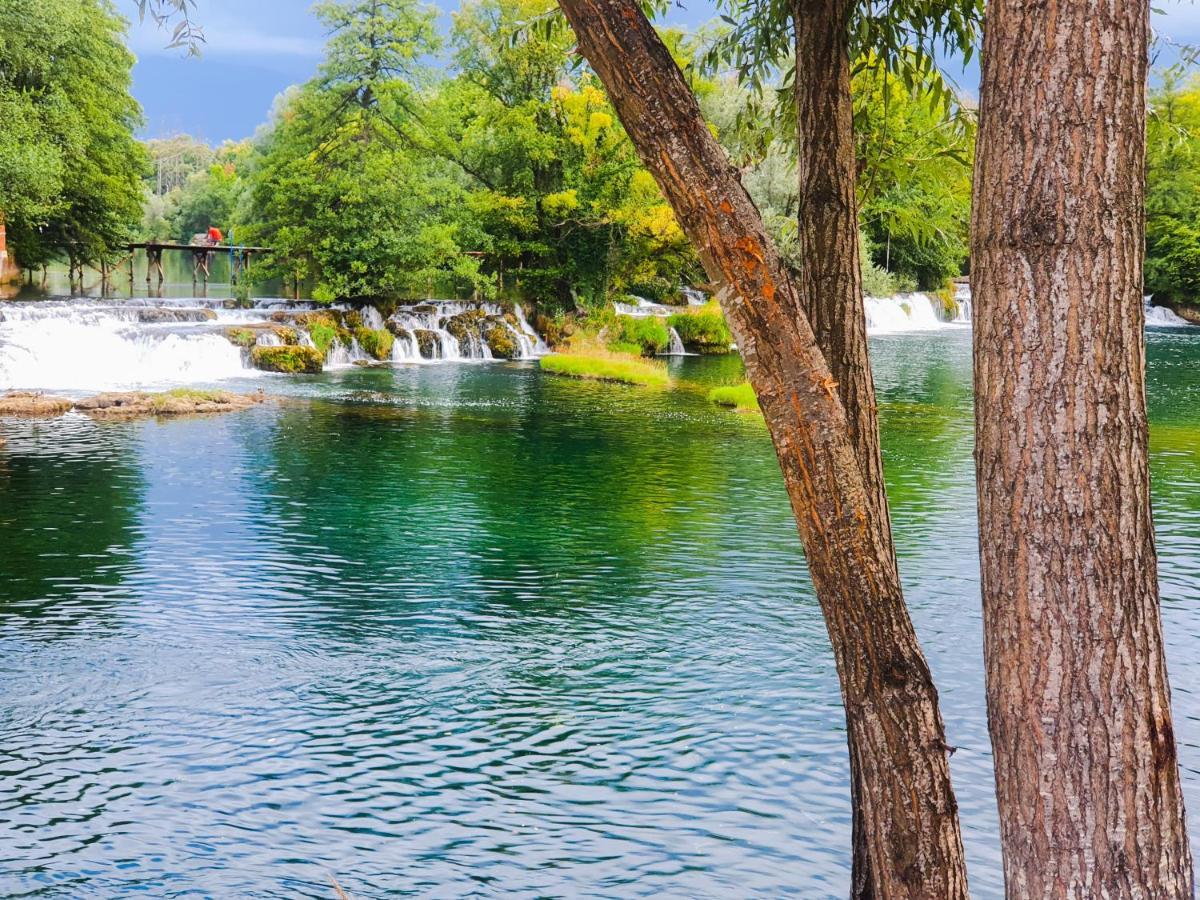 Holiday Home Waterfall View Bihać Zewnętrze zdjęcie