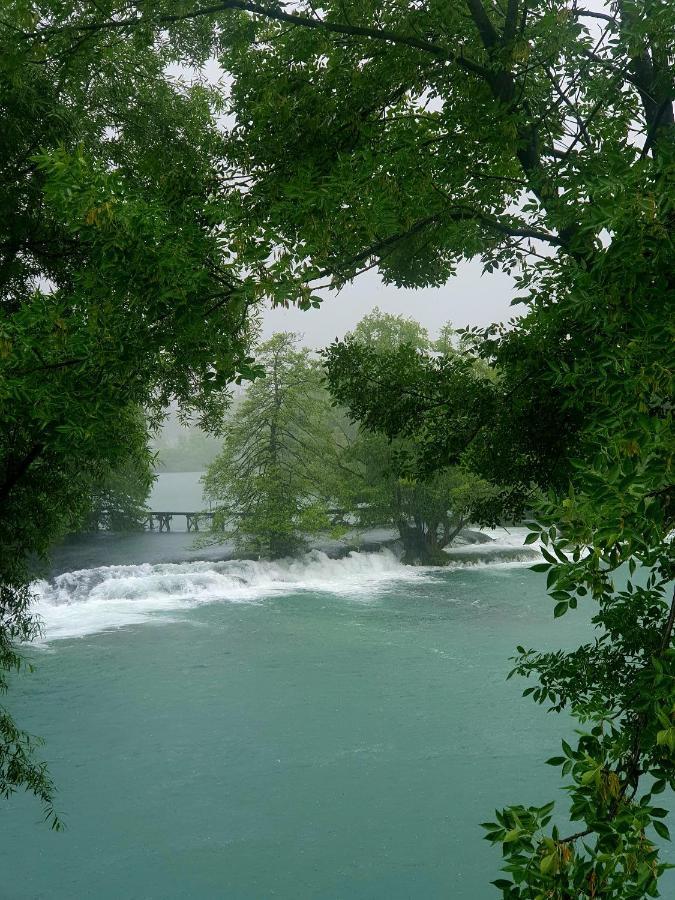 Holiday Home Waterfall View Bihać Zewnętrze zdjęcie